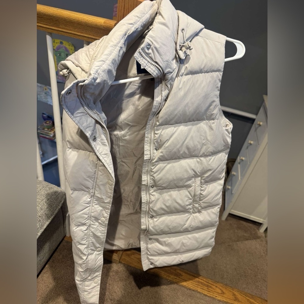 Lands' End Women's Cream Puffer Vest